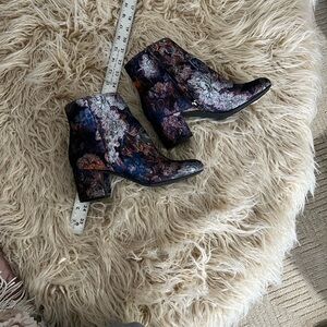 Chic Multicolor Ankle Booties